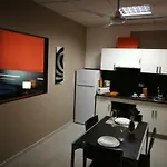 1v - Luxury Near شقة *